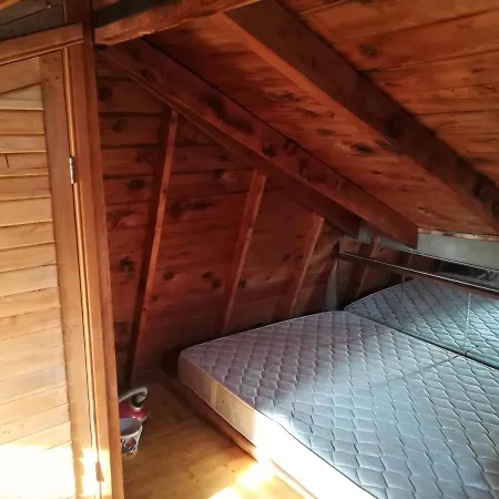 Villa Ahsap Havuzlu Yazlik Ev